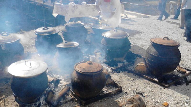 Clay pots for cooking benefits