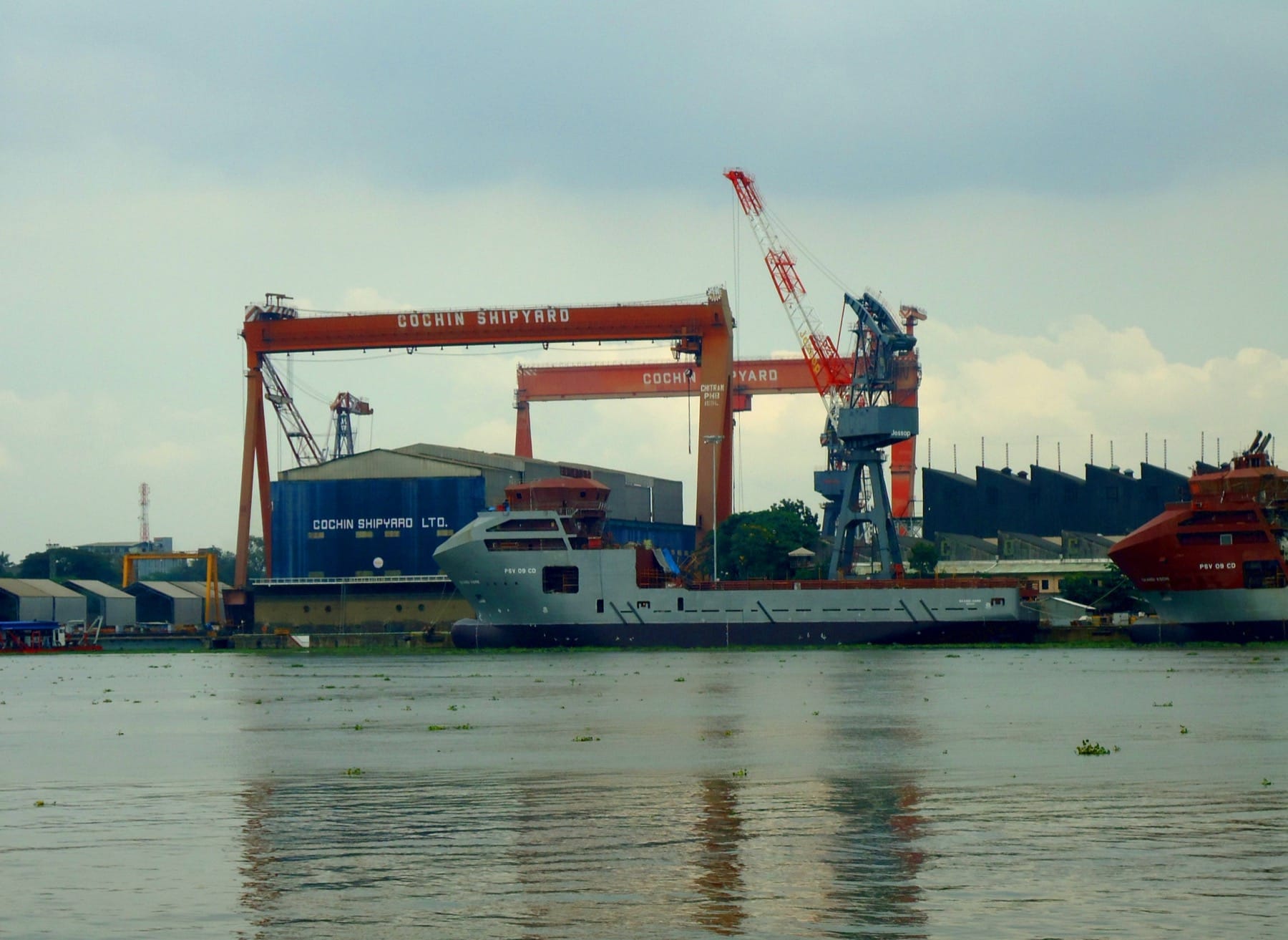 Large cranes at Cochin Shipyard port infrastructure, Kerala, India